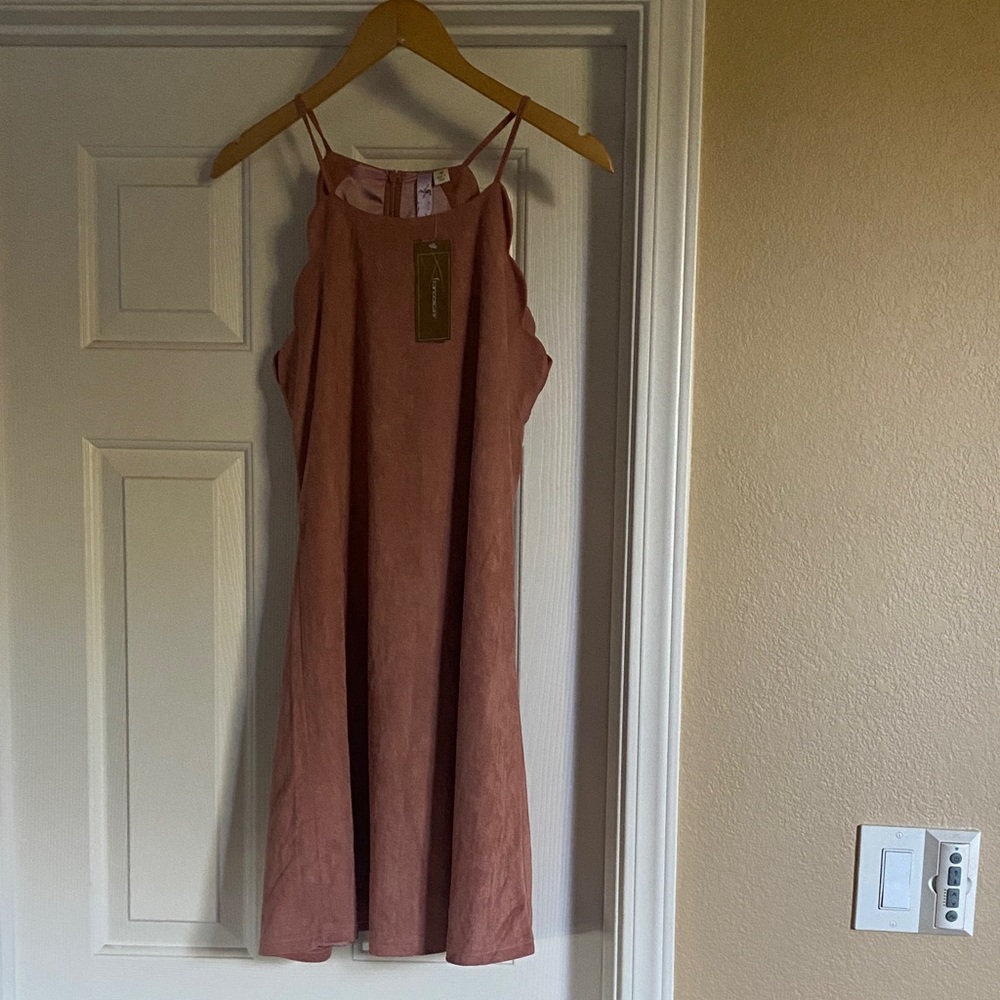 Francesca's Collections Sleeveless Rose Dress